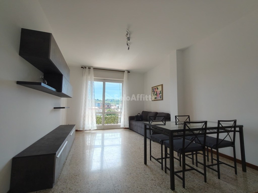 appartamento in affitto ad Arona