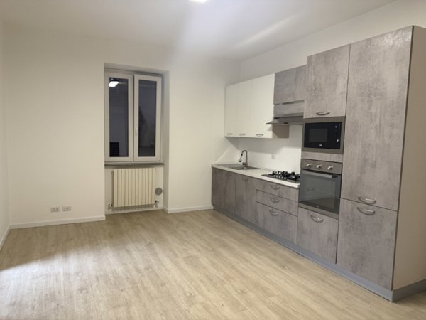 appartamento in affitto ad Arona