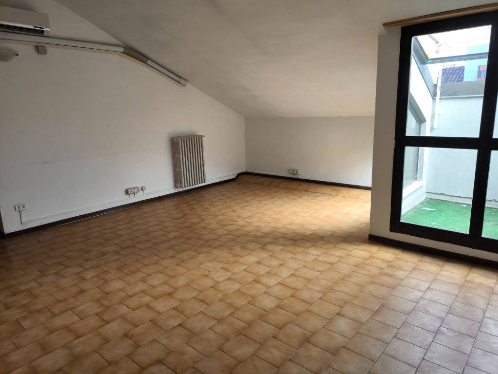 appartamento in affitto ad Arona