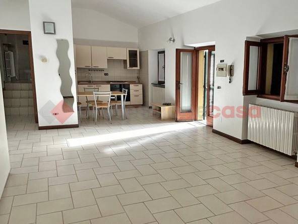 appartamento in affitto ad Arona