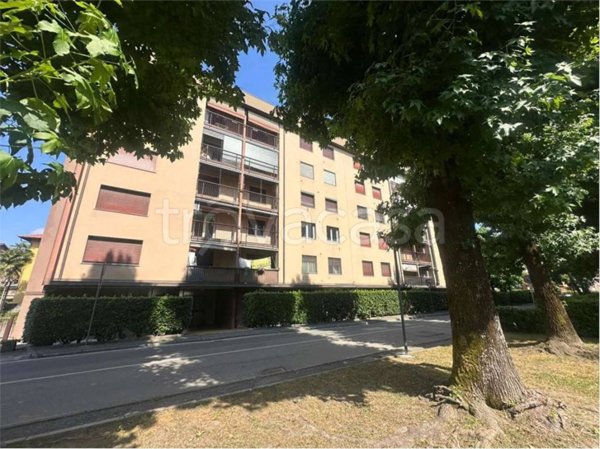 appartamento in affitto ad Arona