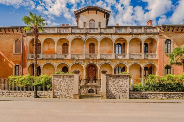 appartamento in affitto ad Arona