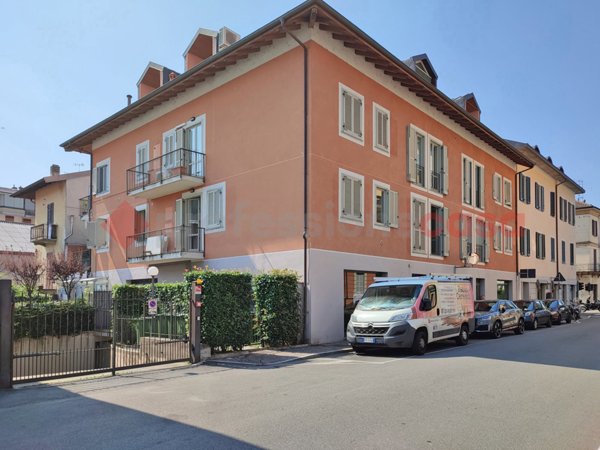 appartamento in affitto ad Arona in zona Mercurago