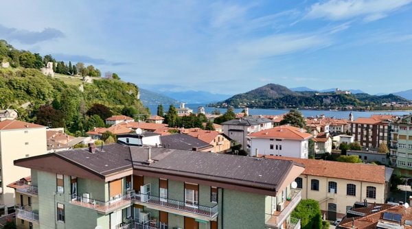 appartamento in affitto ad Arona