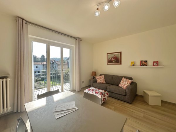 appartamento in affitto ad Arona in zona Mercurago