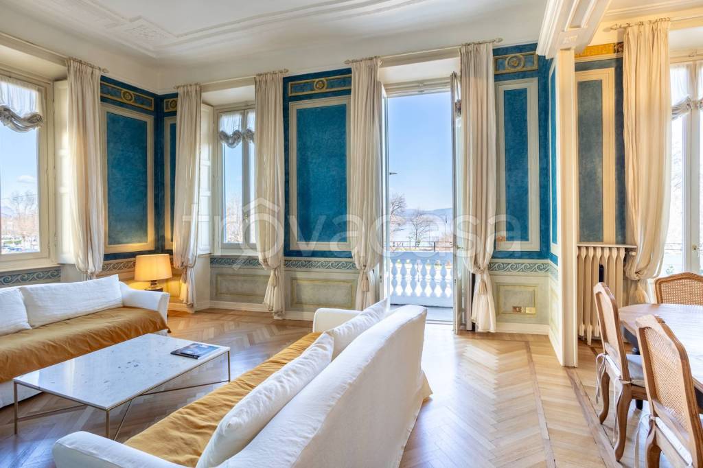 appartamento in affitto ad Arona