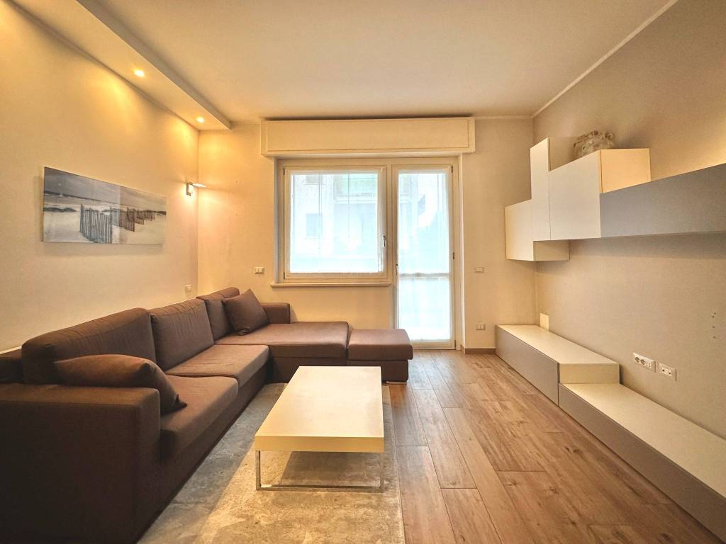 appartamento in affitto ad Arona