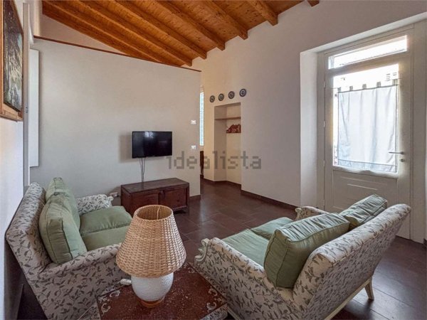 appartamento in affitto ad Arona