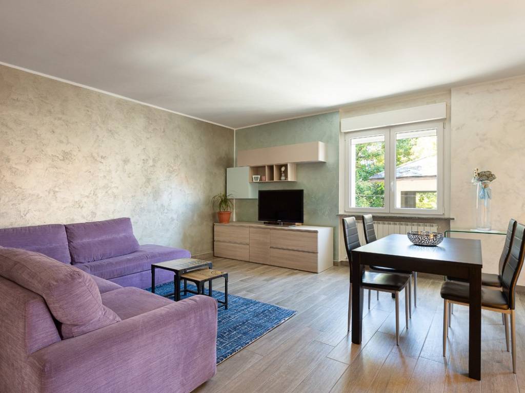 appartamento in affitto ad Arona