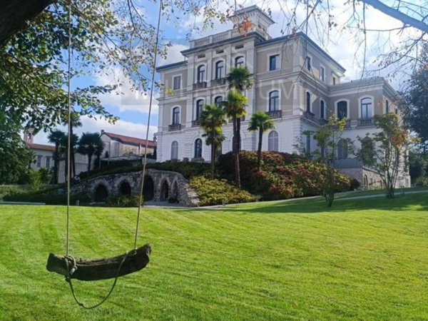 appartamento in affitto ad Arona