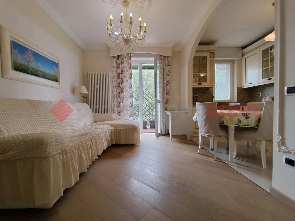 appartamento in affitto ad Arona in zona Mercurago