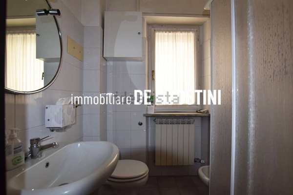 ufficio in affitto ad Arona in zona Mercurago