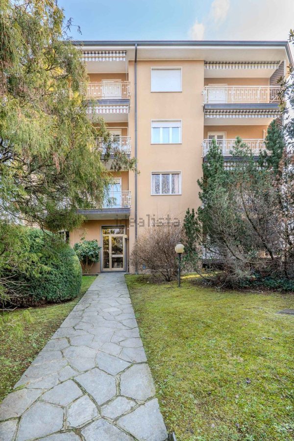 appartamento in affitto ad Arona