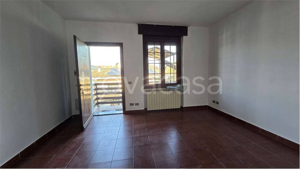 appartamento in affitto ad Arona