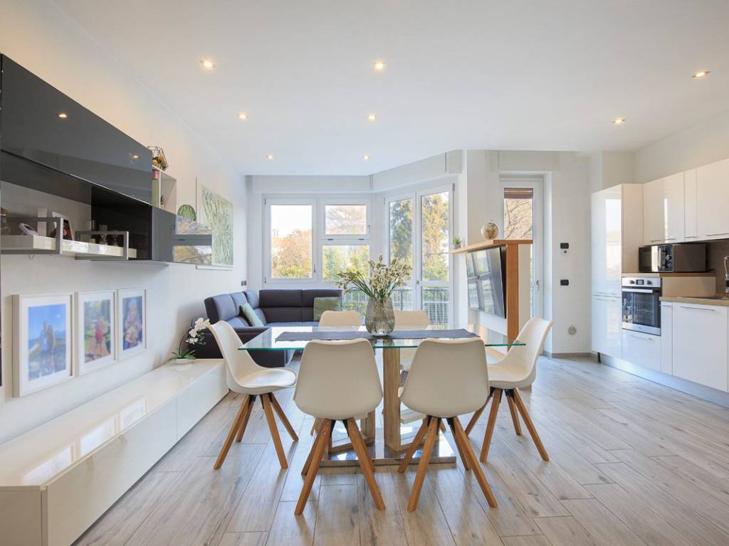 appartamento in affitto ad Arona