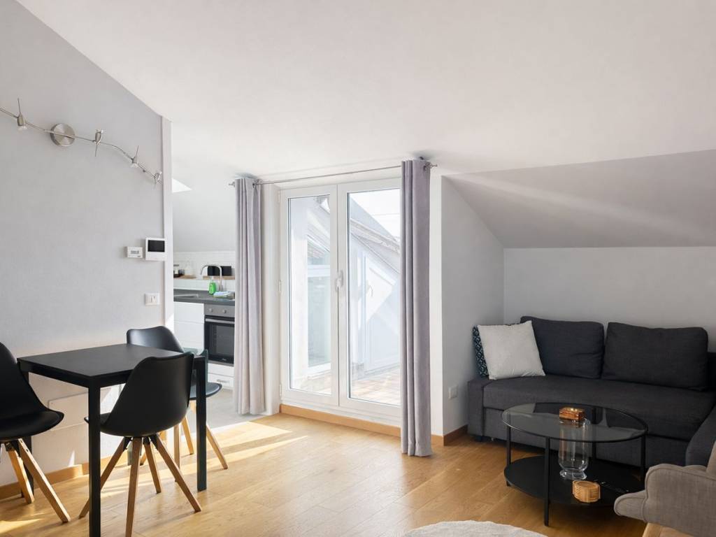 appartamento in affitto ad Arona