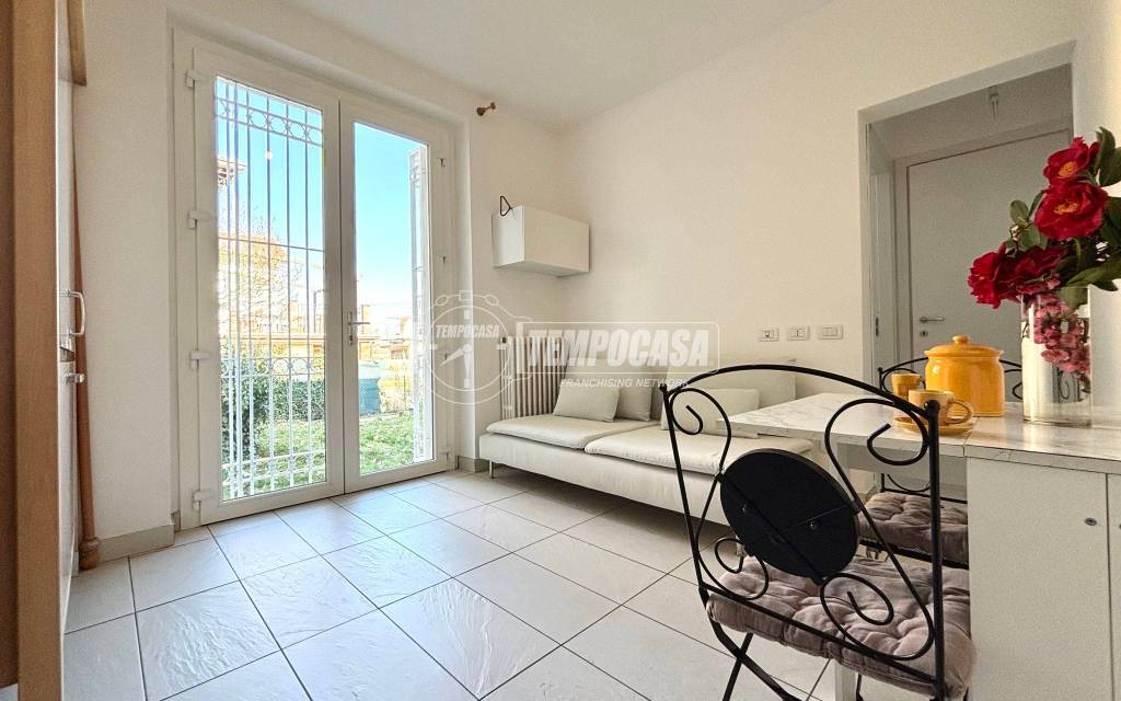 appartamento in affitto ad Arona