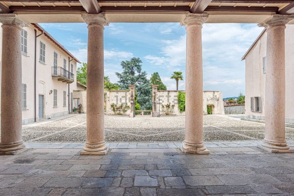 appartamento in affitto ad Arona