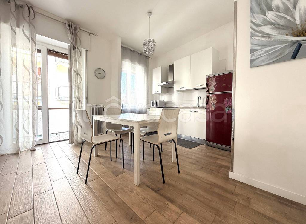 appartamento in affitto ad Arona