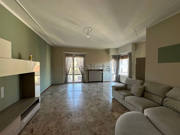 appartamento in affitto ad Arona