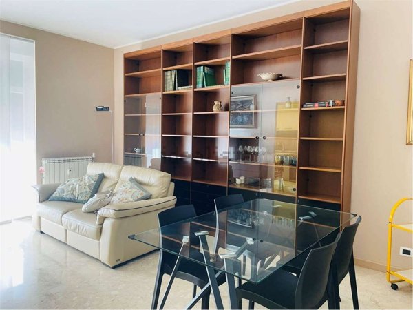 appartamento in affitto ad Arona