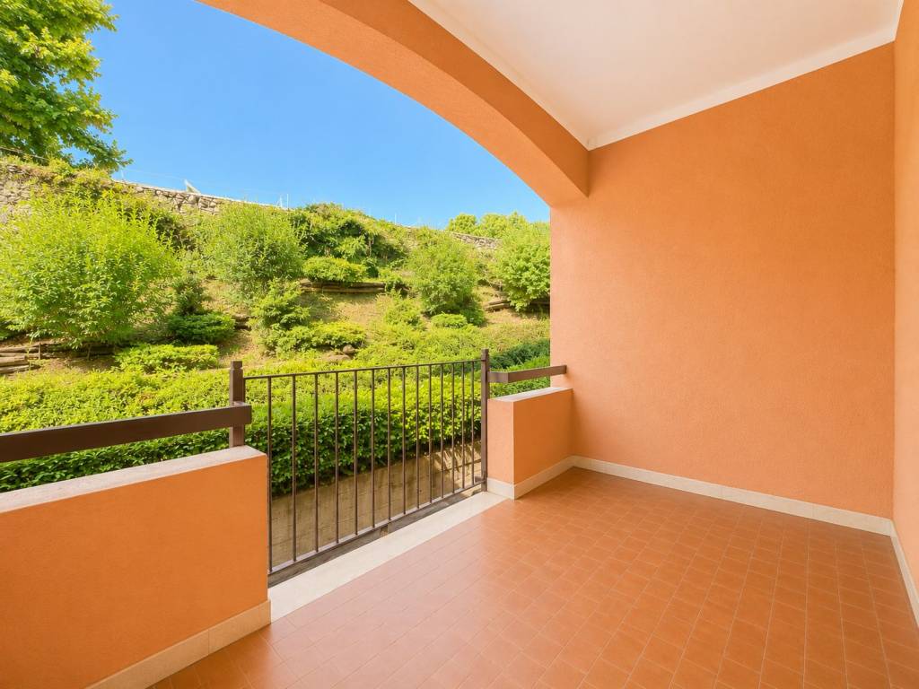 appartamento in affitto ad Arona