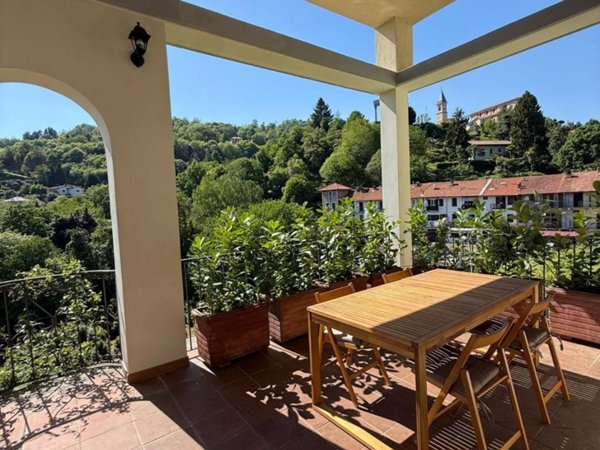 appartamento in affitto ad Arona in zona Dagnente