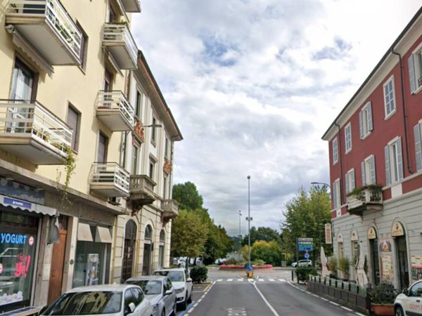 appartamento in affitto ad Arona