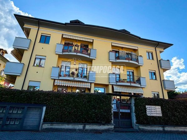 appartamento in affitto ad Arona