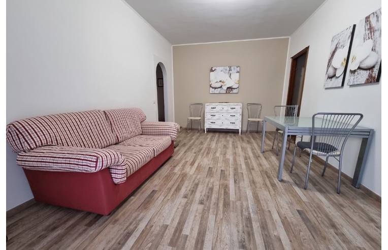 appartamento in affitto ad Arona in zona Mercurago