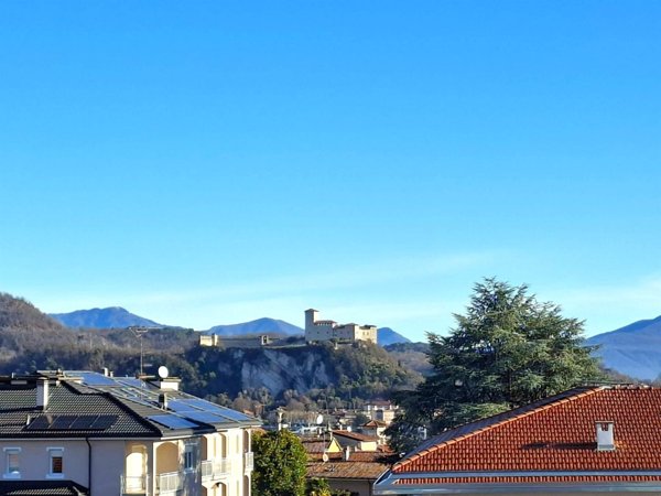 appartamento in affitto ad Arona