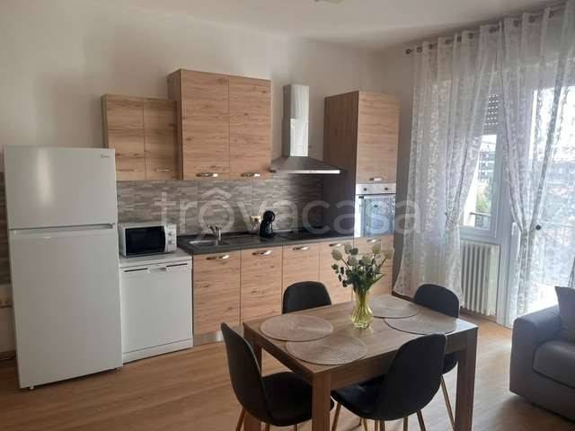 appartamento in affitto ad Arona