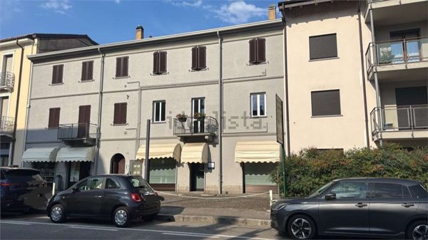 appartamento in affitto ad Arona