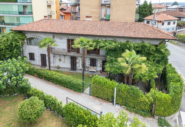 appartamento in affitto ad Arona in zona Mercurago