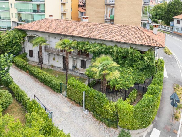 appartamento in affitto ad Arona in zona Mercurago