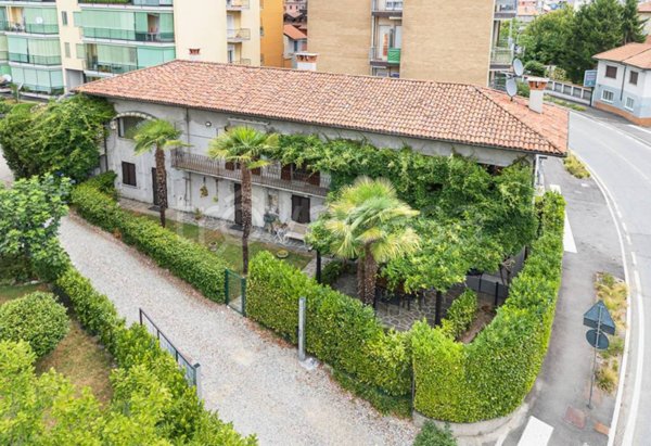 appartamento in affitto ad Arona in zona Mercurago
