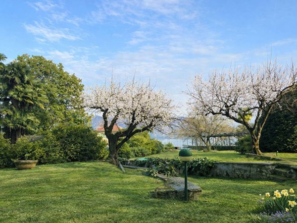 appartamento in affitto ad Arona