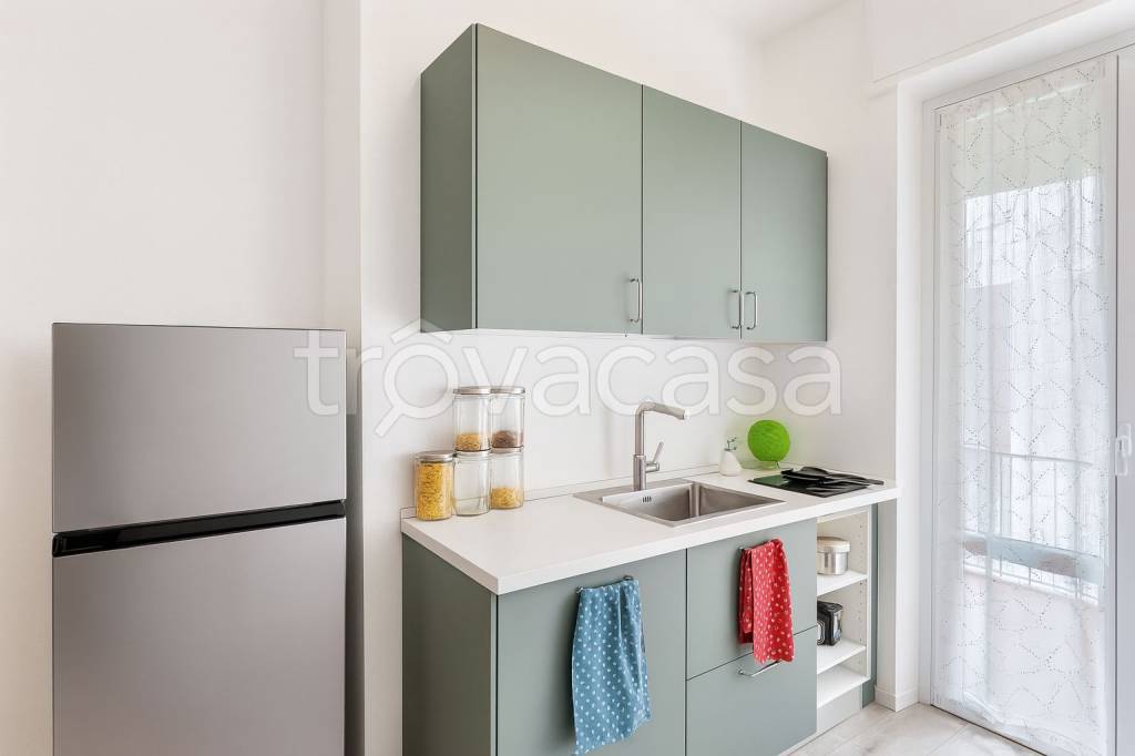 appartamento in affitto ad Arona