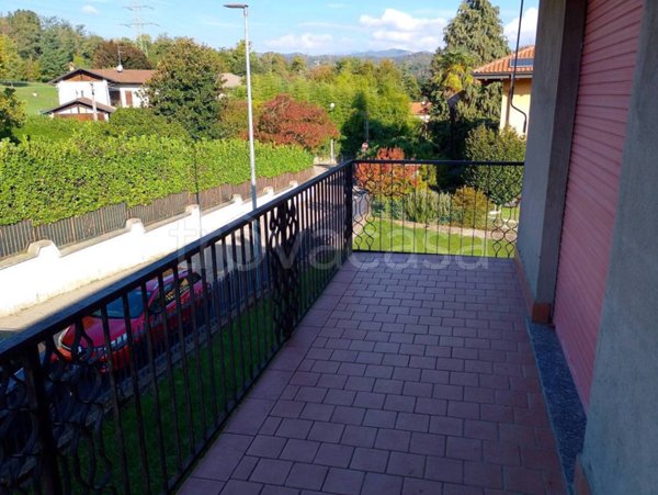 appartamento in affitto ad Arona in zona Mercurago