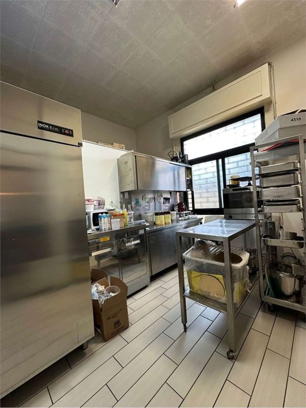 negozio in affitto a Bellinzago Novarese