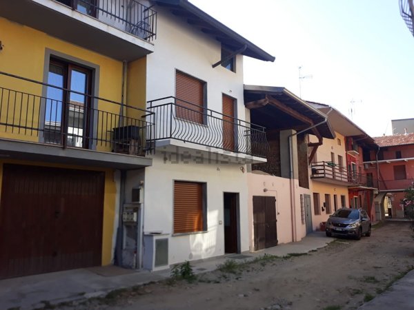 appartamento in affitto a Bellinzago Novarese