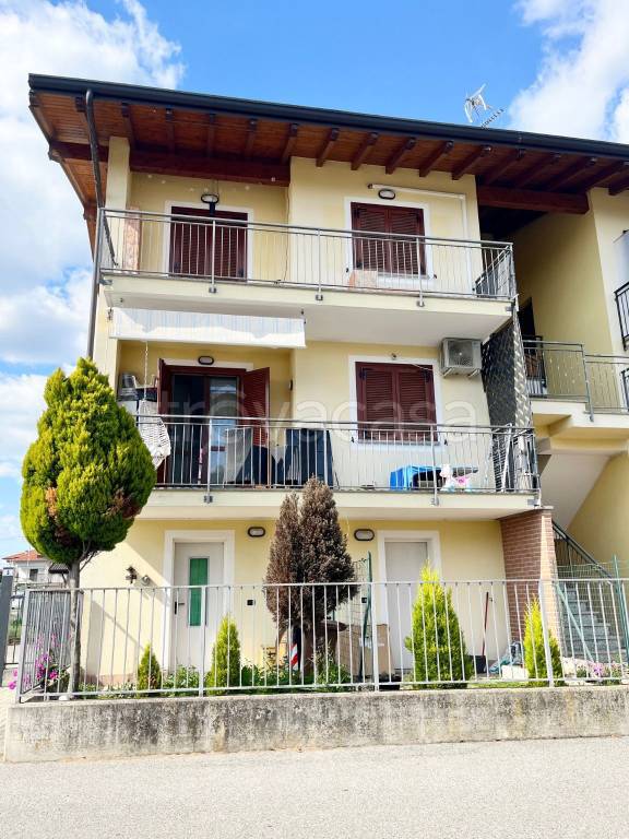 appartamento in affitto a Bellinzago Novarese