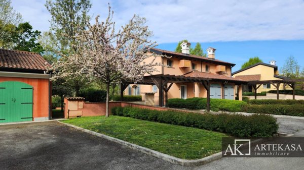 casa indipendente in affitto a Bogogno