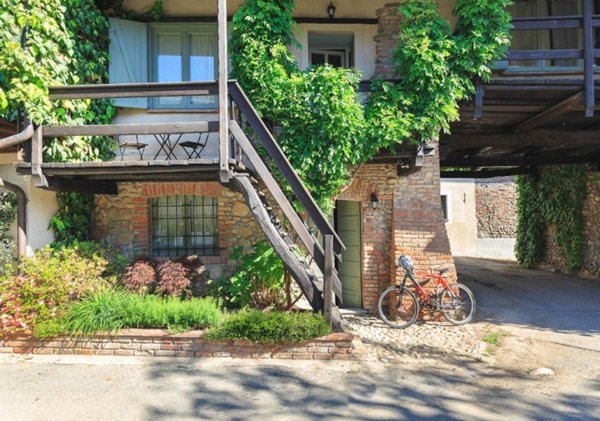 appartamento in affitto a Bogogno in zona Montecchio