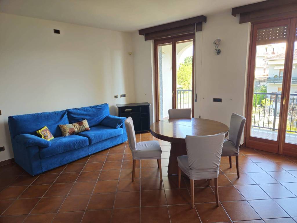 appartamento in affitto a Borgomanero