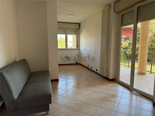 appartamento in affitto a Borgomanero in zona Santa Cristina