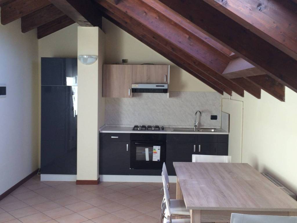 appartamento in affitto a Borgomanero