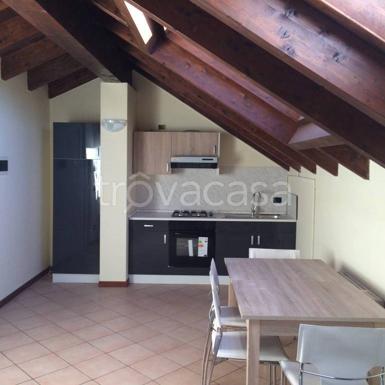 appartamento in affitto a Borgomanero