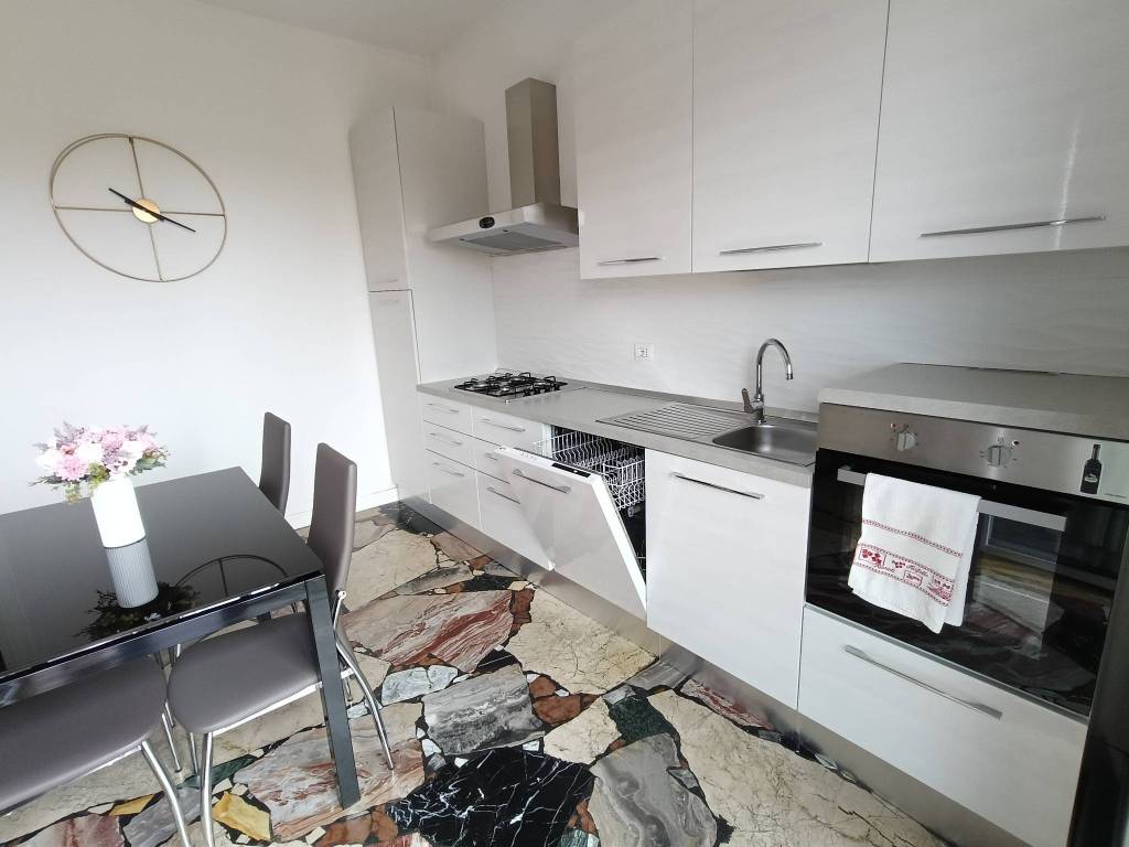 appartamento in affitto a Borgomanero