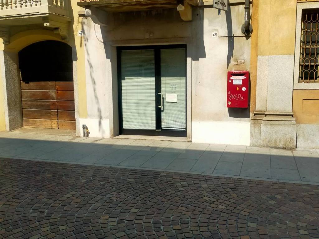 negozio in affitto a Borgomanero